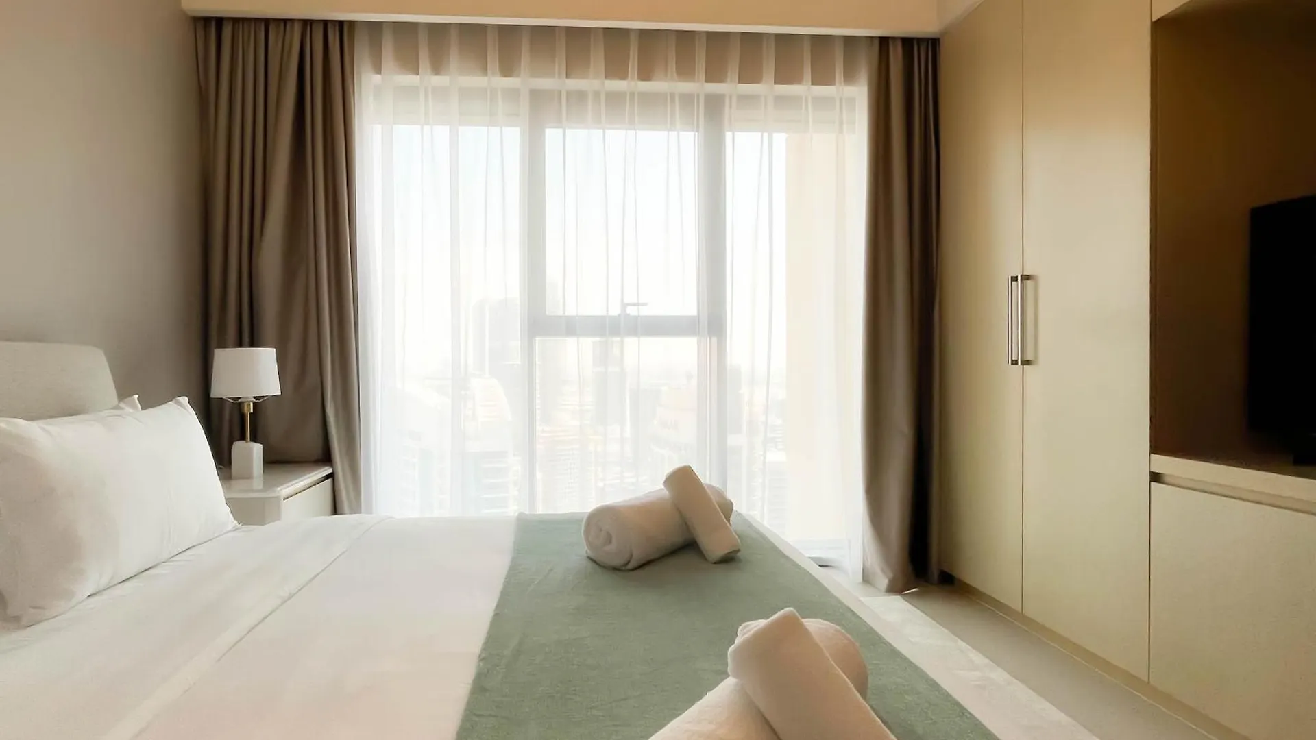דירה דובאי Burj Royale Luxury 1B Balcony & City View Downtown איחוד האמירויות הערביות